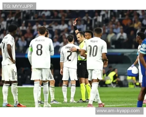 姆巴佩慷慨让点球维尼修斯晒合照表达友谊与支持 姆巴佩慷慨让点球维尼修斯晒合照表达友谊与支持