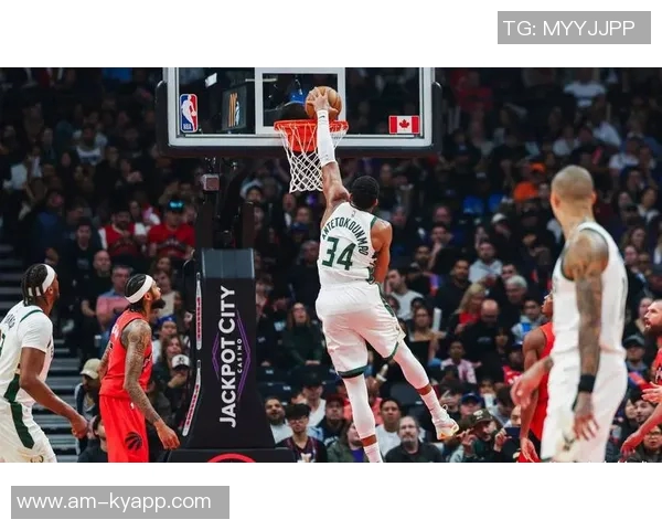 热火20号新星亚库乔尼斯表现出色送出10次助攻并贡献8分2断1帽 热火20号新星亚库乔尼斯表现出色送出10次助攻并贡献8分2断1帽