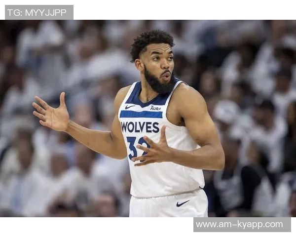 迪文岑佐与里德三分球表现不佳却携手贡献21分展现默契配合 迪文岑佐与里德三分球表现不佳却携手贡献21分展现默契配合