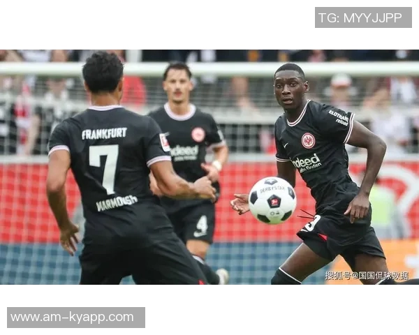 法兰克福关注波鸿19岁中场伦茨多家德甲球队争抢 法兰克福关注波鸿19岁中场伦茨多家德甲球队争抢